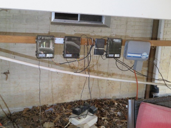 This-electrical-“spaghetti”-is-installed-at-the-EXTERIOR-of-this-house.-Not-designed-to-be-outside-of-course